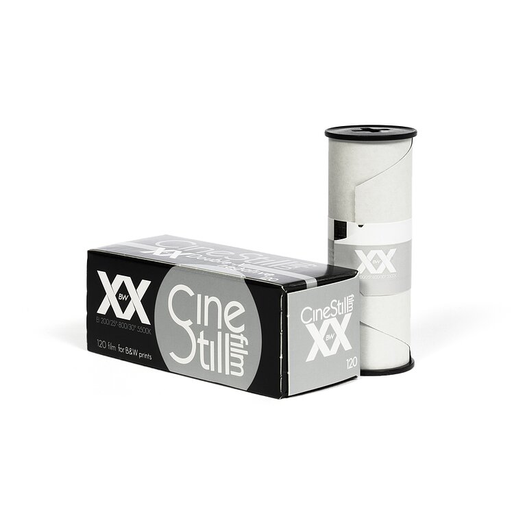 CineStill bwXX Double-X 120 Sort/hvit film, ISO 250