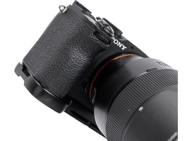 Peak Design Field Bracket, Sony A7C II 