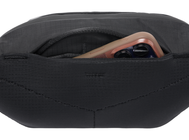 Peak Design Outdoor Sling 2L, Sort Praktisk og lett skulderveske 