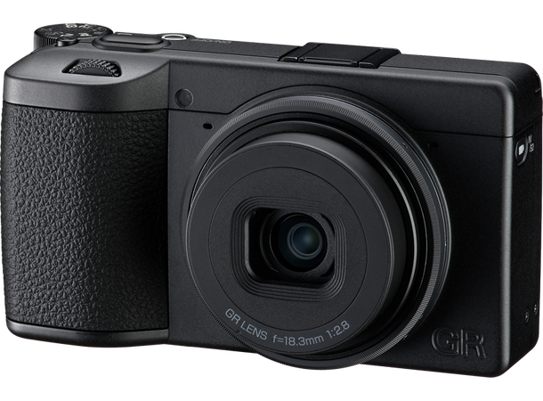 Ricoh GR IV Monochrome Essensen av lys. Sort-hvitt 