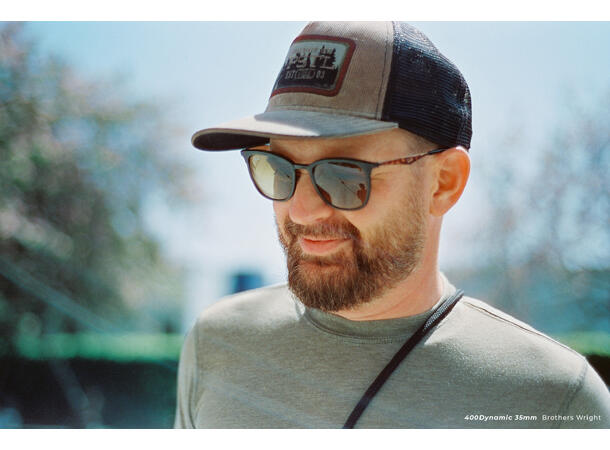 CineStill 400D Dynamic Versatile 135-36 Finkornet fargefilm, 400 ASA 