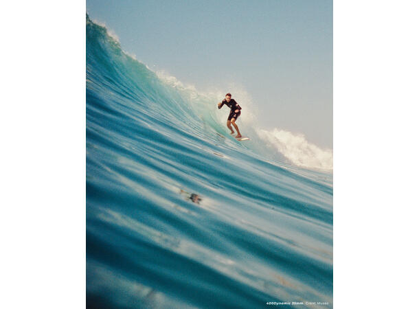 CineStill 400D Dynamic Versatile 135-36 Finkornet fargefilm, 400 ASA 