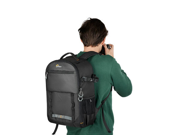 Lowepro Adventura BP 300 III Sort Ryggsekk 