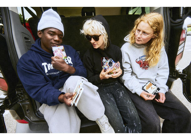 Polaroid Now Gen 3 Thrasher Edition Limited Instantkamera, I-Type. 600 film 