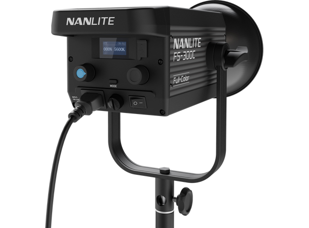 Nanlite FS-300C LED RGBW Spot Light Kraftig og kompakt LED-lys 