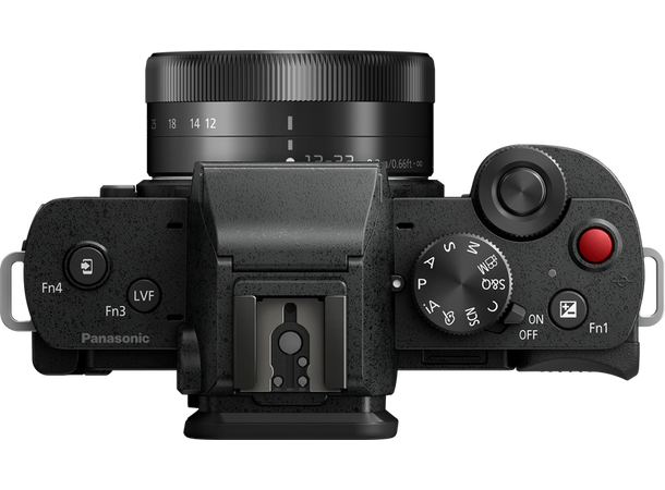 Panasonic Lumix G100D + 12-32mm 