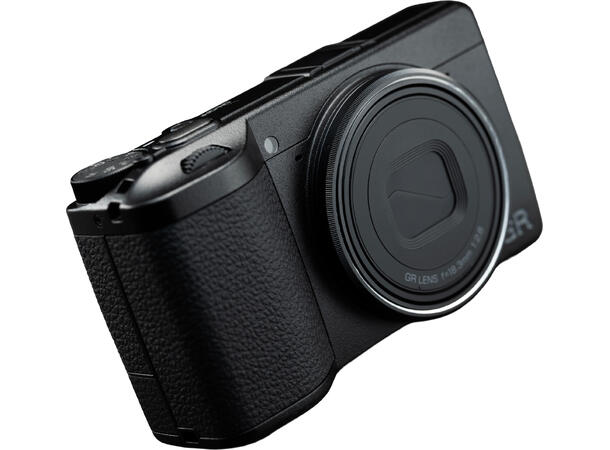 Ricoh GR IV 30th Anniversary edition Avansert kompaktkamera med god optikk 