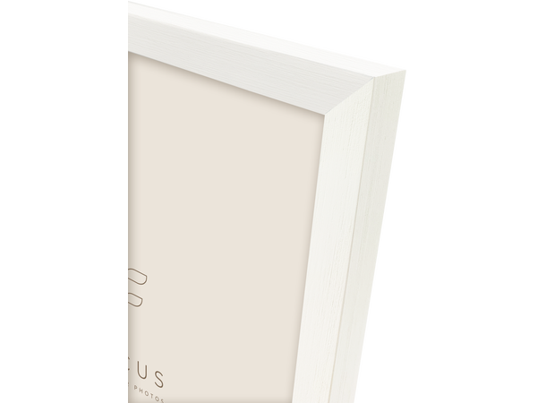 Willow Hvit Ramme 10x15 cm Elegant hvit ramme i tre 