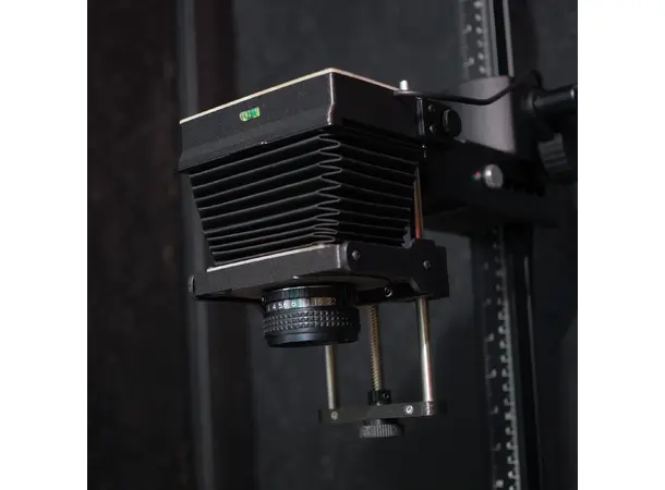 Intrepid Compact Enlarger, 35mm & 120 Forstørrelsesapparat for mørkerom 