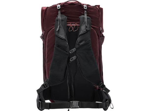 Peak Design Outdoor Backpack 45L Eclipse Lett ryggsekk med innvendig ramme 