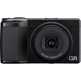 Ricoh GR IV Avansert kompaktkamera med god optikk