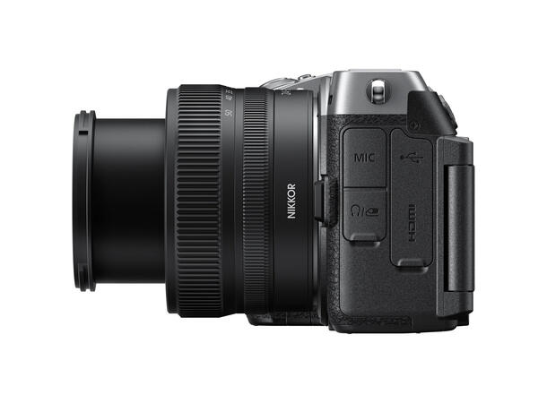 Nikon Z5IIc med Z 24-50mm f/4-6.3, Sølv 24,5MP Fullformat EXPEED 7 