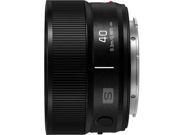 Panasonic Lumix S 40mm f/2.0 Lyssterkt kompakt objektiv 
