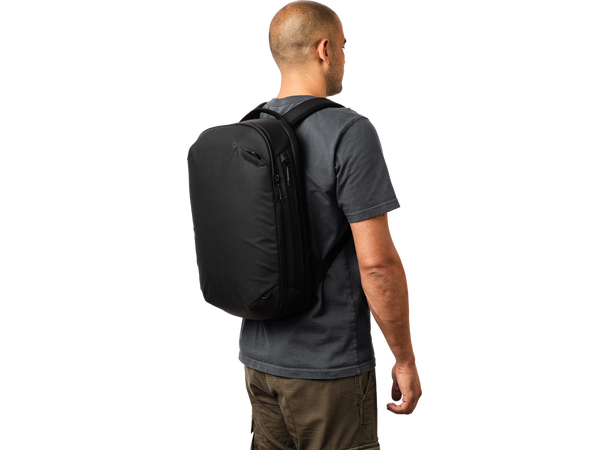 Peak Design Travel Weekender 25L Sage Den perfekte følgesvennen for korte ture 