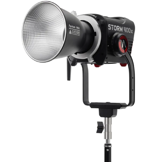 Aputure Storm 400x
