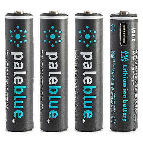 Pale Blue Li-Ion Rechargeable AAA 4-pkn AAA batteri m/ 4x1 ladekabel USB-C