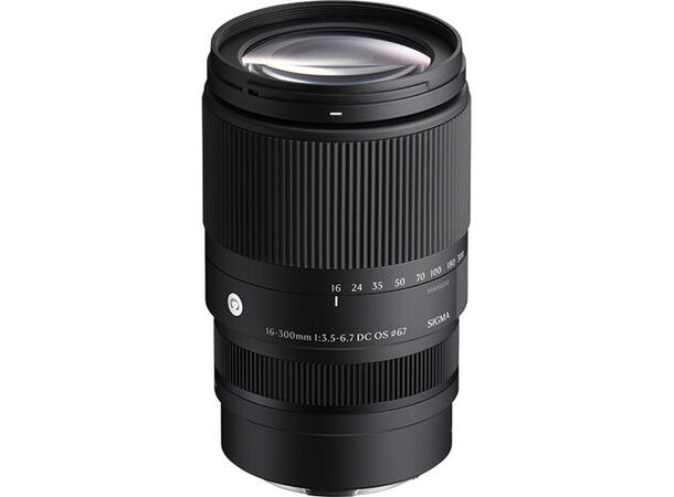 Sigma 16-300mm f/3.5-6.7 DC OS C X-mount Liten og lett superzoom 