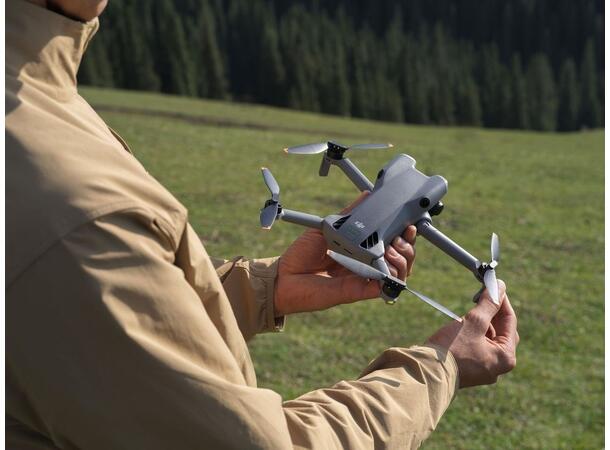 DJI Mini 5 Pro Fly More Combo Med RC2 fjernkontroll 