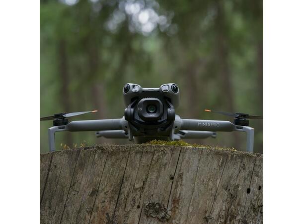 DJI Mini 5 Pro Fly More Combo Med RC2 fjernkontroll 