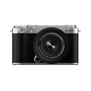 Fujifilm X-M5 kit med XC 15-45mm, S&#248;lv 26MP X-Trans CMOS 4, 6K Video