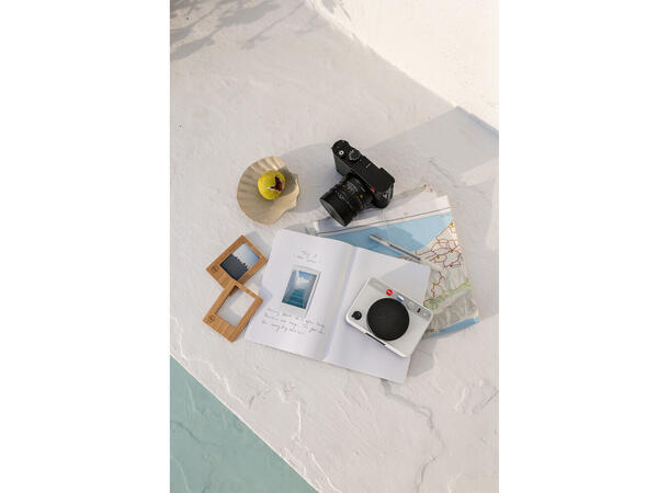 Leica Sofort 2 White Instantkamera 