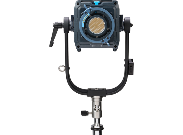 Nanlux Evoke 150C LED FC Spot Light Full color spot light med case 