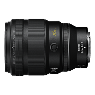 Nikon Z 135mm f/1.8 S Plena Lysterkt objektiv med nydelig bokeh