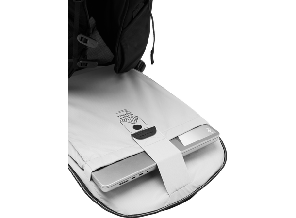 Peak Design Outdoor Backpack 45L, Sort Lett ryggsekk med innvendig ramme 