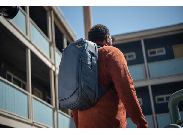 Peak Design Travel Backpack 30L Midnight Kompakt og genial sekk til reise 