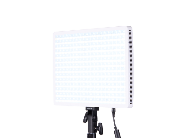 Amaran Pano 120c Kit Hvit 120W RGBWW lyspanel med Siduslink 