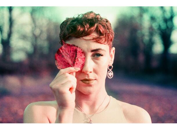 Lomography Analogue Trio Mixed Film Pack 35mm Metropolis, Purple, Color 92 sun-k 