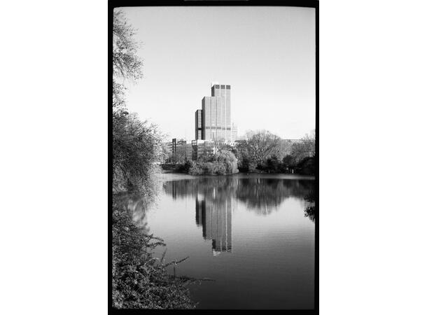 OptiMono 100 135-36 S/H-film. ISO 100. 36 eksponeringer 