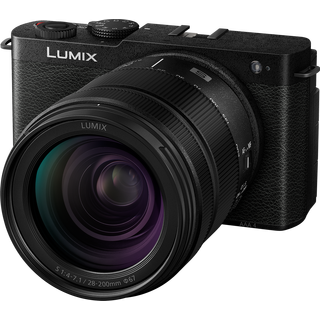 Panasonic Lumix S9 kit 28-200 f/4.0-7.1 24,2 MP, Fullformat