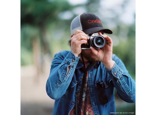 CineStill 400D Dynamic Versatile 120 Finkornet fargefilm, 400 ASA 