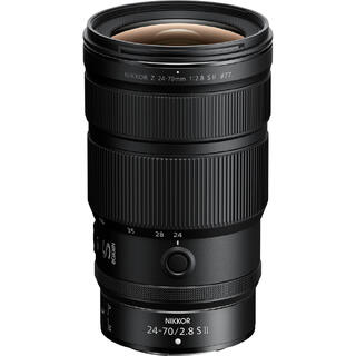 Nikon Z 24-70mm f/2.8 S II Lyssterk zoom med høy bildekvalitet