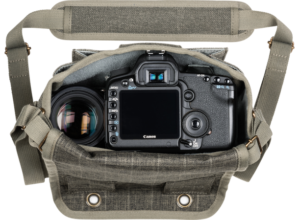 Think Tank Retrospective 4 V2.0 Pine Diskret fotoveske med gode funksjoner 