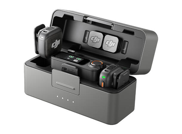 DJI Mic 3 (2 TX + 1 RX + Charging Case) to sendere, en mottaker, ladeetui 