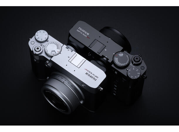 Fujifilm GFX100RF Sølv Fujinon GF 35mm f/4, 102MP 