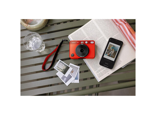 Leica Sofort 2 Red Instantkamera 