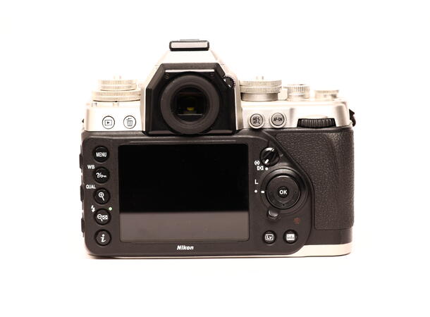 Nikon Df med 50mm f1.8G SE, BRUKT BRUKT, Se beskrivelse 