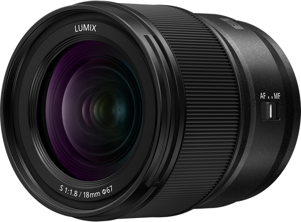 Panasonic Lumix S 18mm f/1.8 Lyssterk Vidvinkel med høy kvalitet
