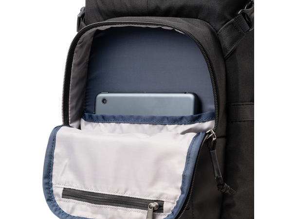 Think Tank DarkLight Backpack 14L Black 