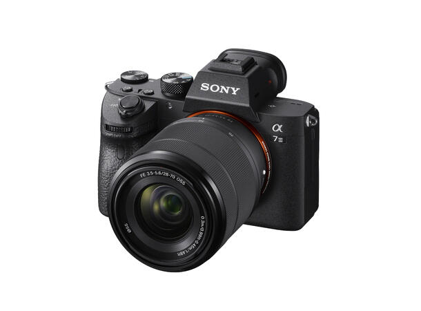 Sony A7 III m/ FE 28-70mm f/3.5-5.6 OSS Fullformat med rå kvalitet og ytelse 