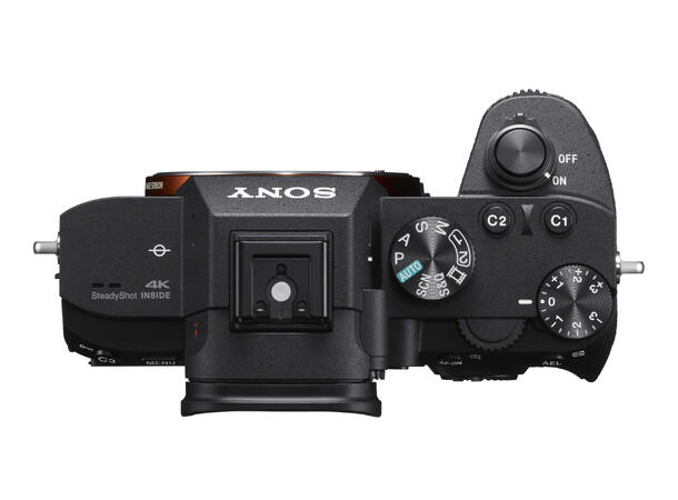 Sony A7 III m/ FE 28-70mm f/3.5-5.6 OSS Fullformat med rå kvalitet og ytelse 