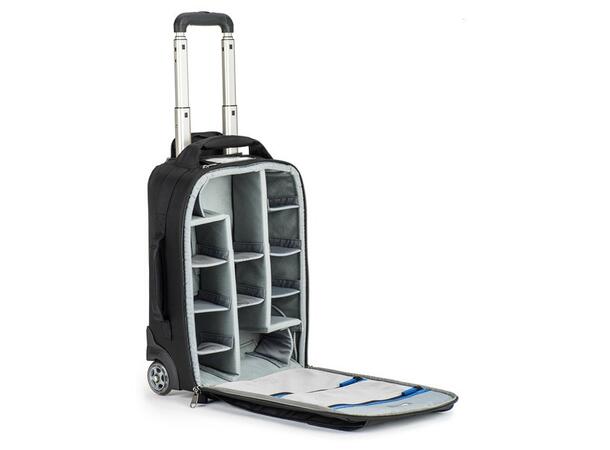 Think Tank  Airport Advantage, svart Rullekoffert som går på fly 