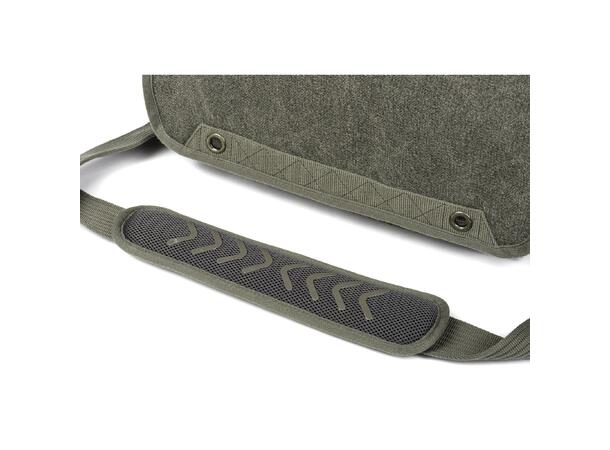 Think Tank Retrospective 20 V2.0 Pine Stor og stilig fotobag med god plass 