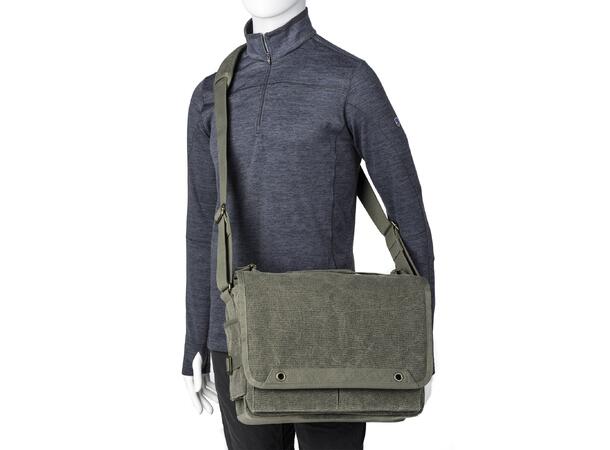 Think Tank Retrospective 30 V2.0 Pine Stilig fotobag med plass til store DSLR 