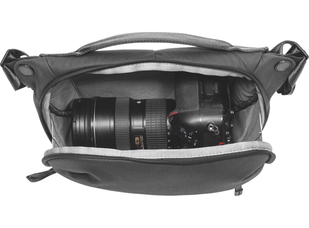 Peak Design Everyday Sling 6L V2 Black. Liten og smart slingbag 