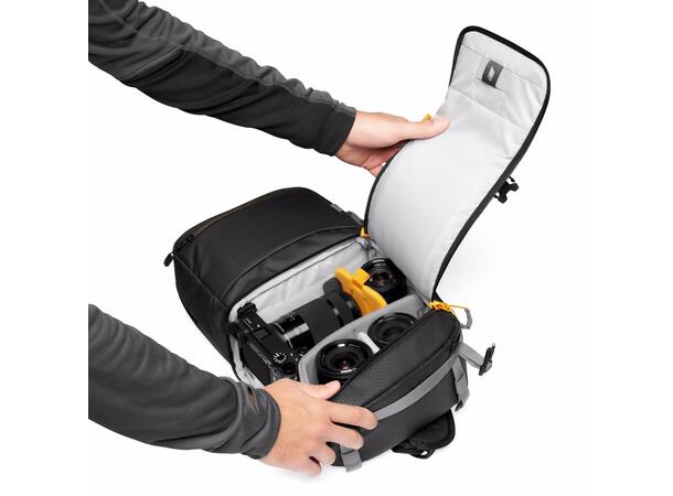 Lowepro Slingshot SL 250 AW III Sekk med sideåpning og lett tilgang 