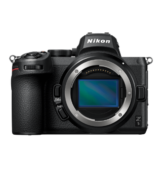 Nikon Z5 Speilløs fullformat med 24MP, 4K, Wifi